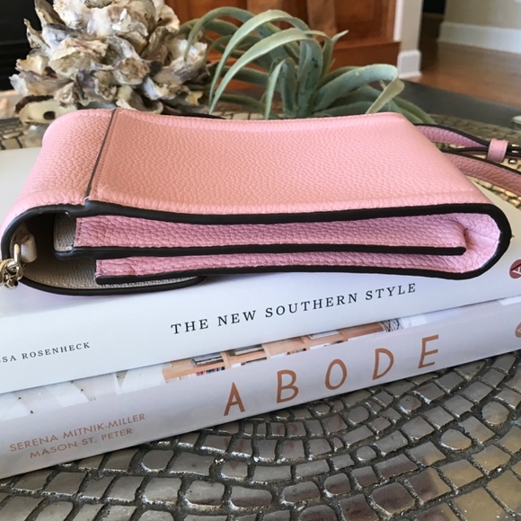 KATE SPADE PINK PHONE CROSSBODY - Picture 5 of 10